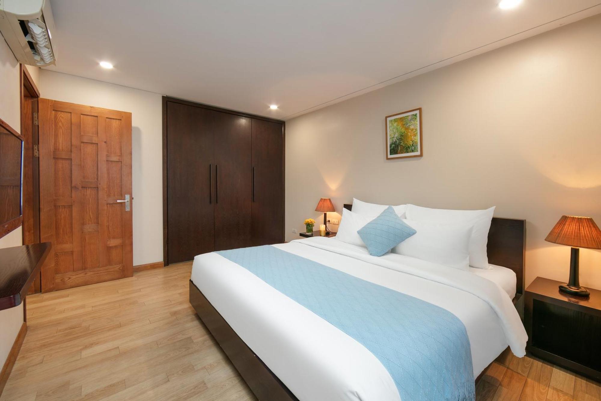 Hb Serviced Apartment - 121B Quan Hoa ハノイ市 エクステリア 写真