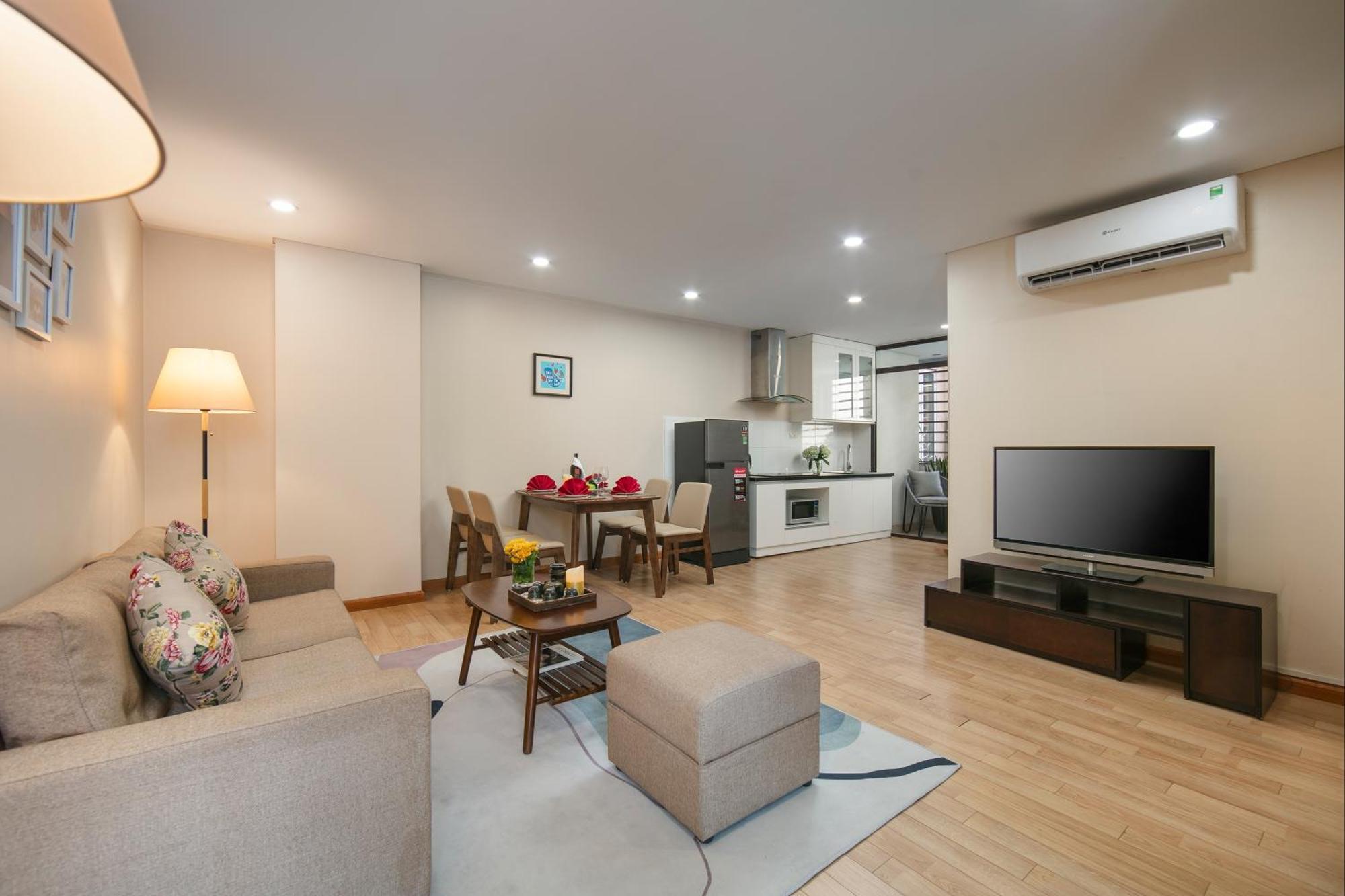 Hb Serviced Apartment - 121B Quan Hoa ハノイ市 エクステリア 写真