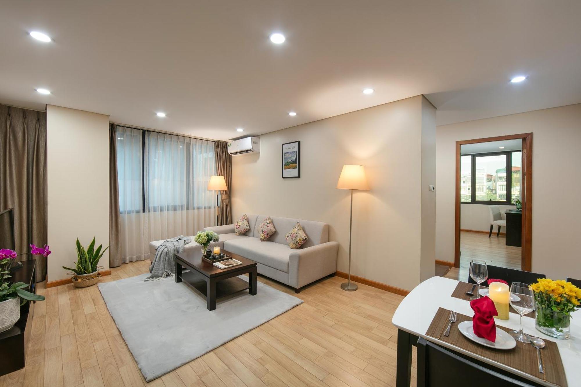 Hb Serviced Apartment - 121B Quan Hoa ハノイ市 エクステリア 写真
